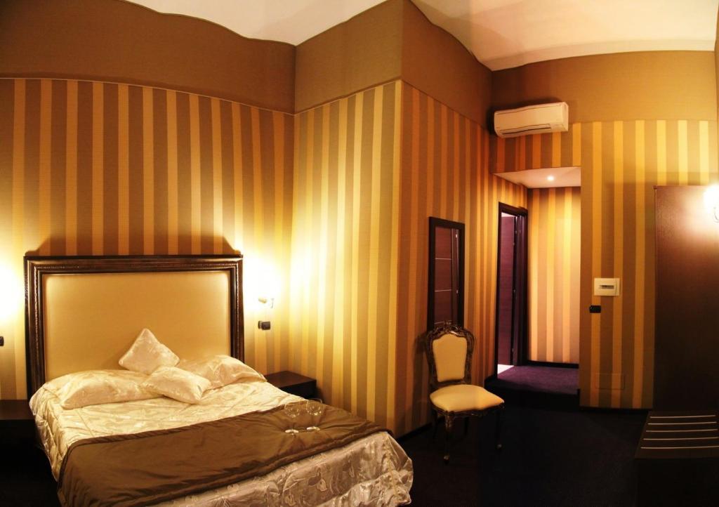 Domus Romantica Luaran gambar