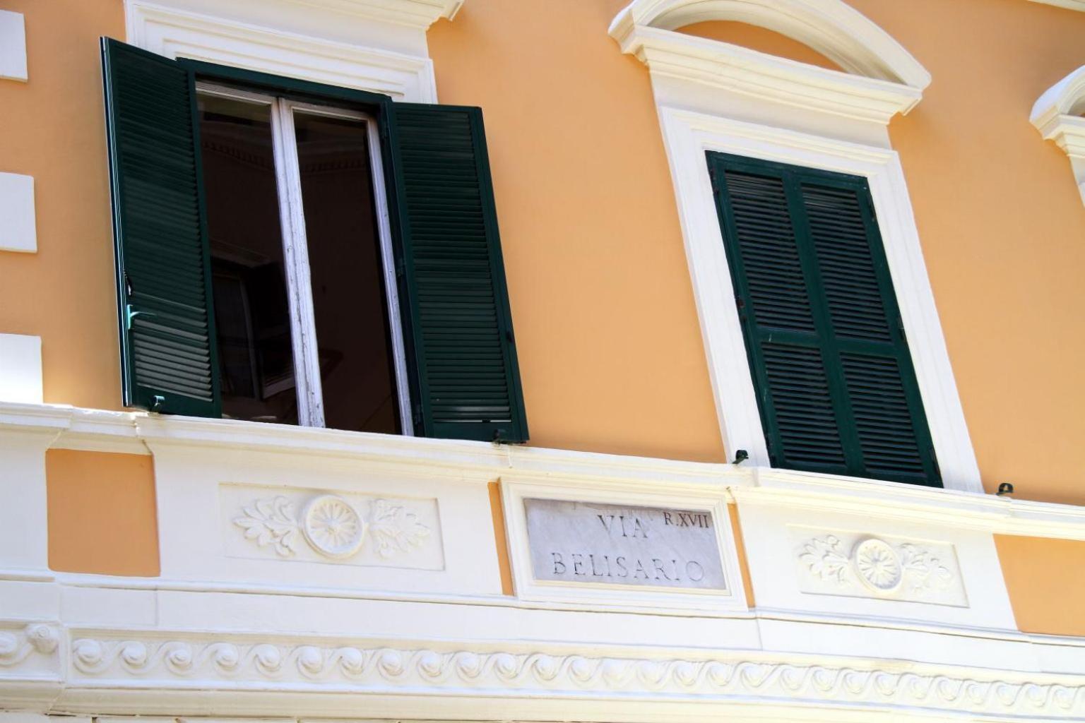 Domus Romantica Luaran gambar