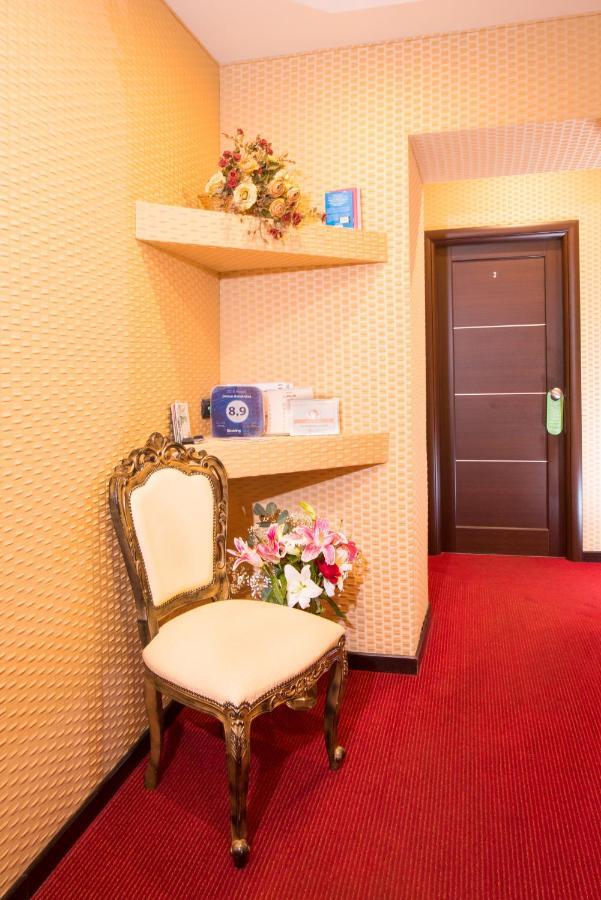 Domus Romantica Luaran gambar